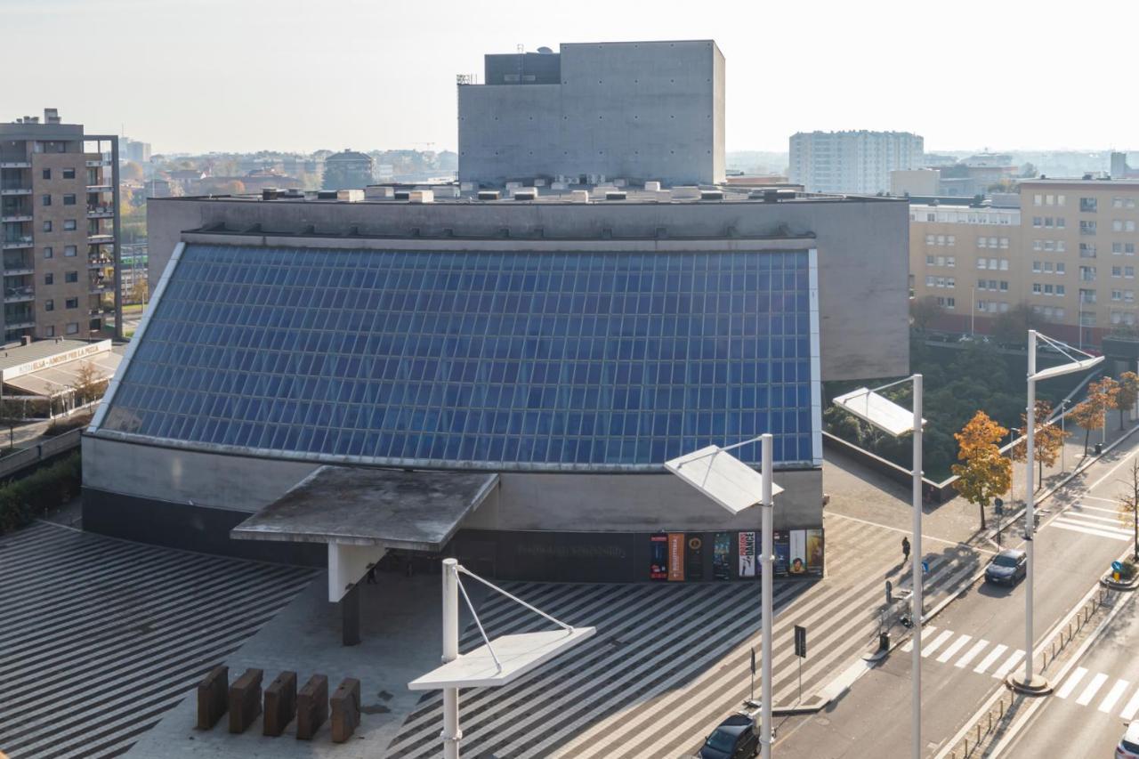 Splendida Terrazza Su Arcimboldi - Milano Bicocca Lägenhet Exteriör bild