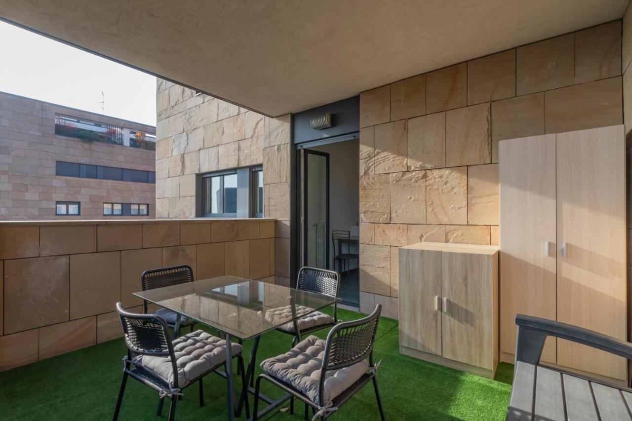 Splendida Terrazza Su Arcimboldi - Milano Bicocca Lägenhet Exteriör bild